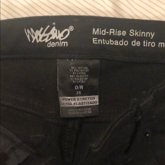 Mossimo Black skinny jeans - Picture 4 of 4